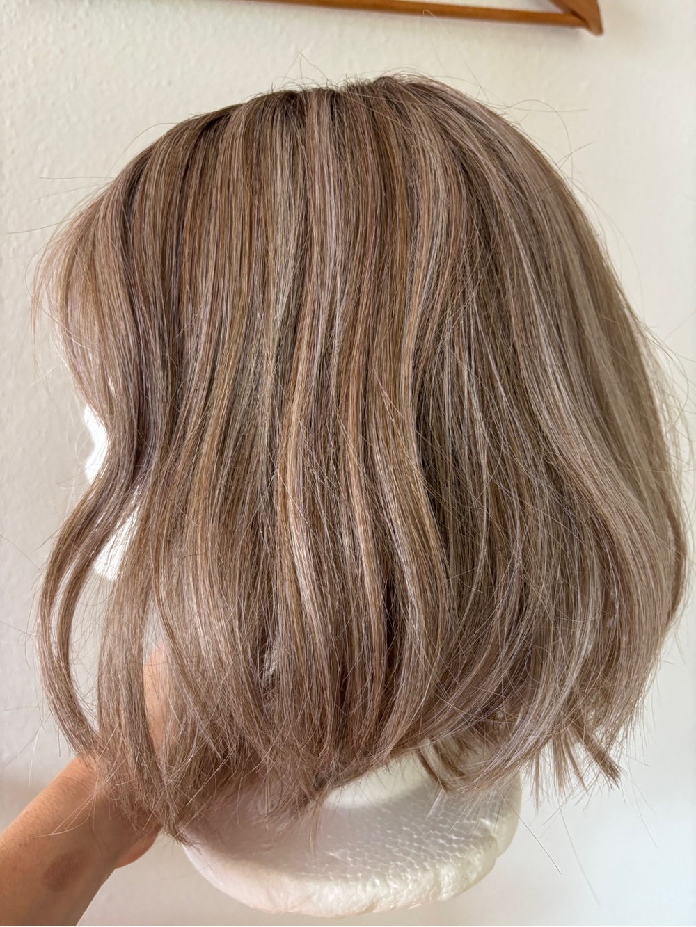 Belle Tress Destiny HF E Wig British Milktea Bob Lace Front Center Part - Picture 4 of 11